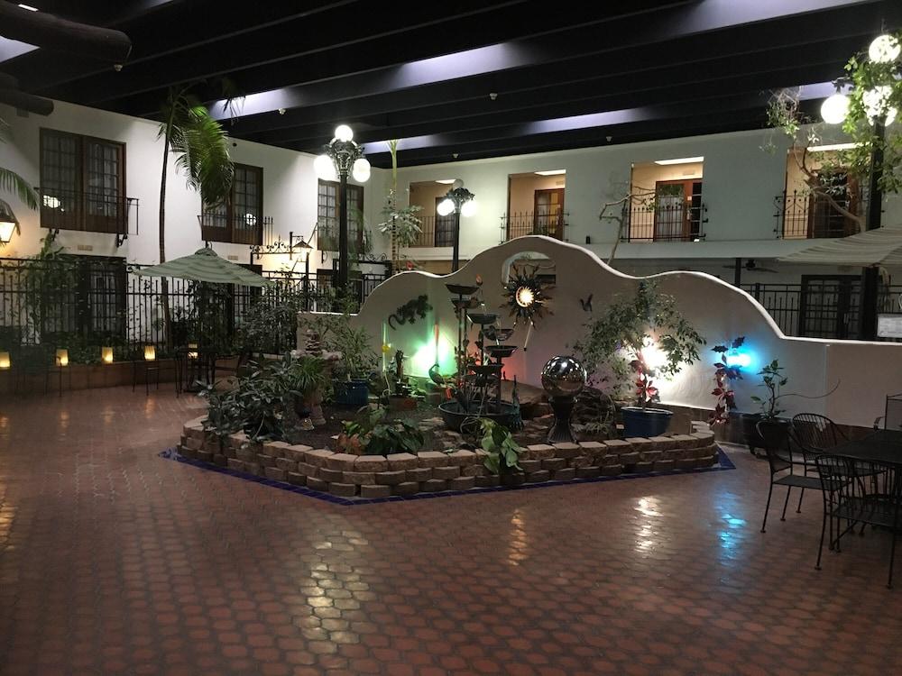 Ramada By Wyndham Las Cruces Hotel & Conference Center Kültér fotó